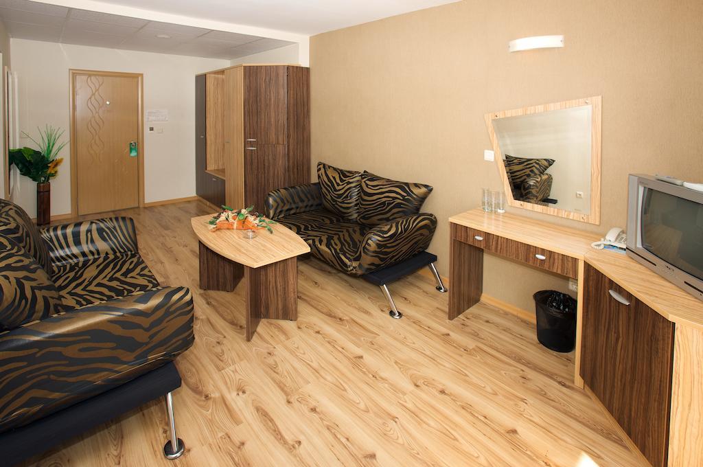 Hotel Kotva Slantchev Briag Extérieur photo
